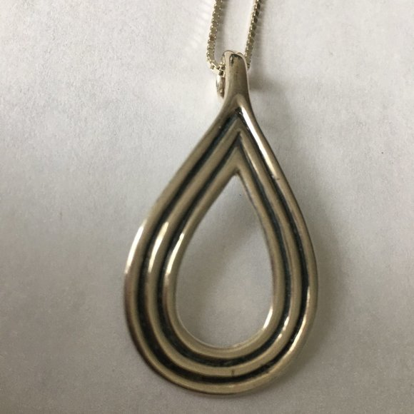 Pamela Love .925 tear drop pendant + chain - Picture 1 of 8